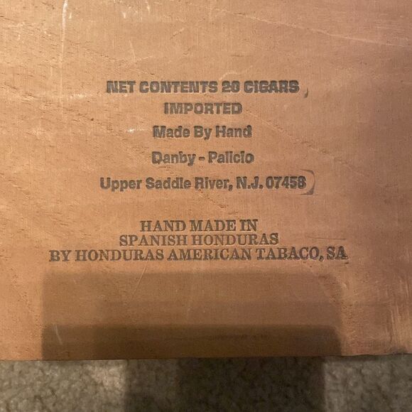 Vintage Hoyo De Monterrey De Jose Gener Cigar Box - Limited Edition Excalibur - Picture 5 of 8